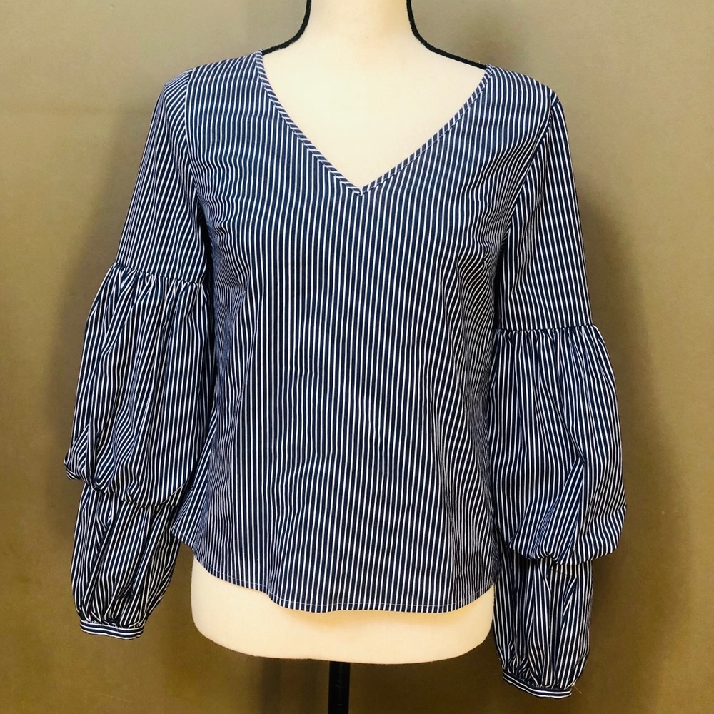 Express puffy long sleeve blouse